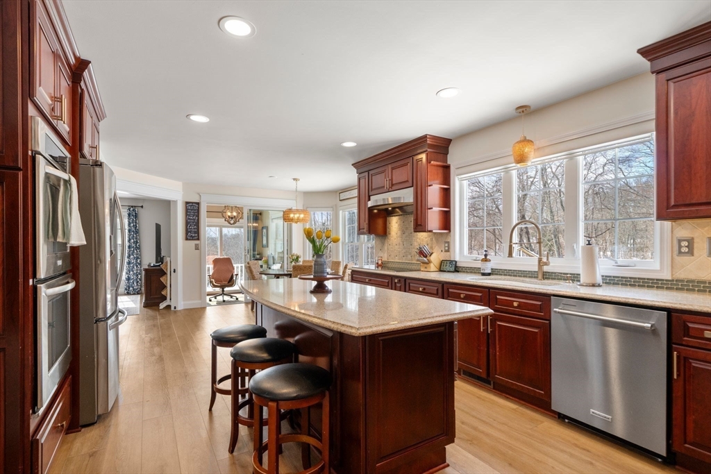 245 Perryville Road Rehoboth, MA 02769 - Photo 5 of 39