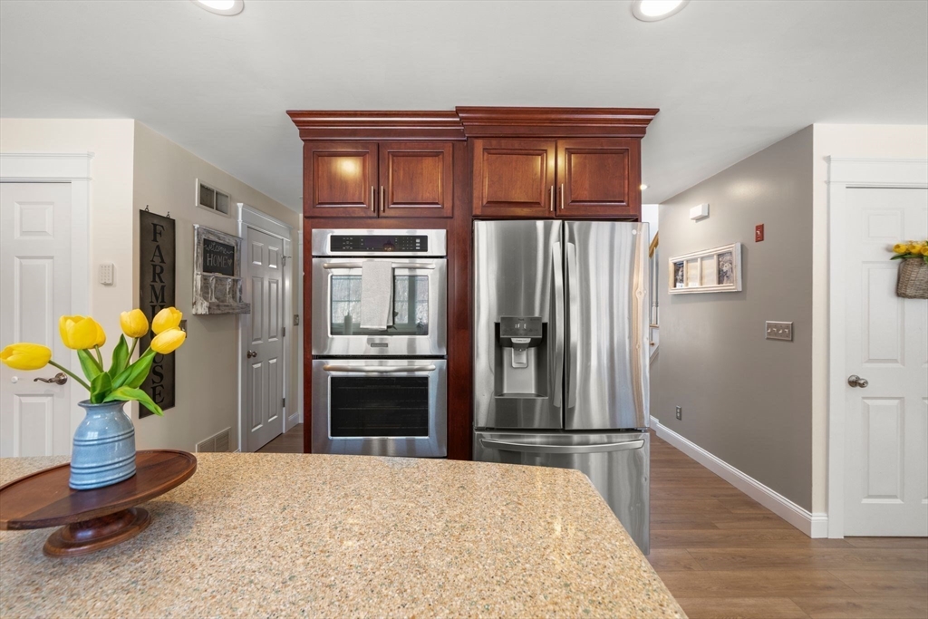 245 Perryville Road Rehoboth, MA 02769 - Photo 6 of 39