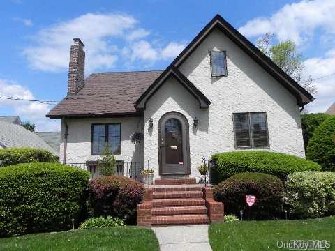 32 Cortelyou Road Merrick, NY 11566 - Photo 1 of 1