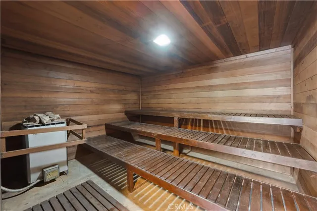 $2,295 | 3656 Garnet Street, Unit 326, Torrance, CA 90503