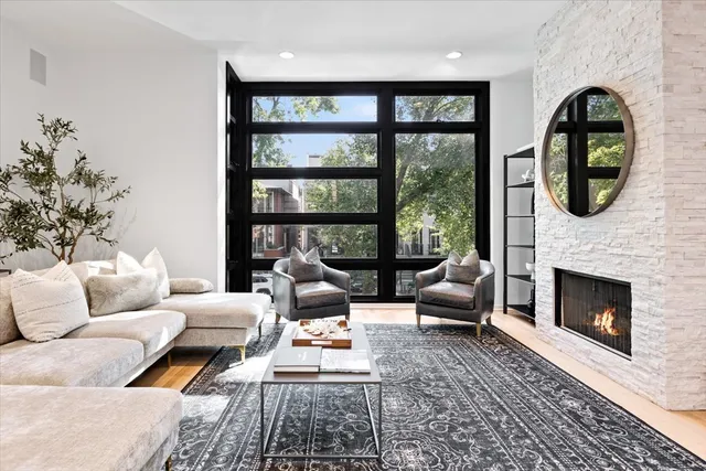 $1,890,000 | 1732 North Winchester Avenue, Chicago, IL 60622