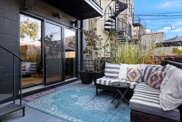 $1,890,000 | 1732 North Winchester Avenue, Chicago, IL 60622