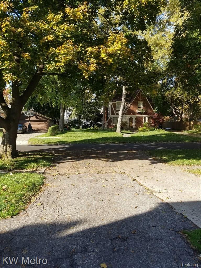 16124 Sunderland Road Detroit, MI 48219 - Photo 47 of 79 20161105_113156.jpg