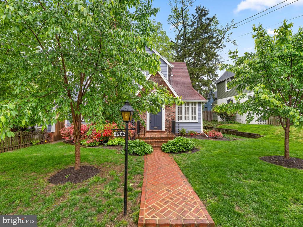 8603 Mayfair Place Silver Spring, MD 20910 - Photo 1 of 35