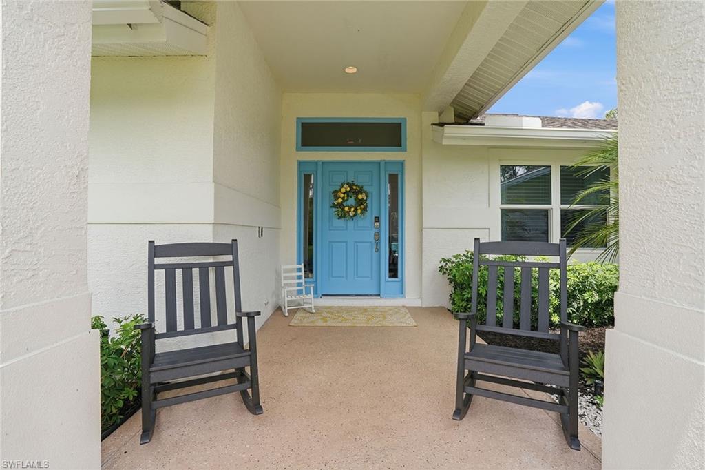721 Logan Boulevard South Naples, FL 34119 - Photo 3 of 46