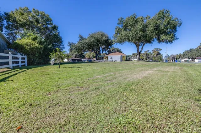 $449,000 | 623 Racoon Lane, Lorida, FL 33857