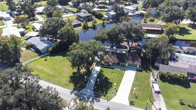 $449,000 | 623 Racoon Lane, Lorida, FL 33857