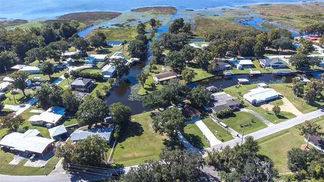 $449,000 | 623 Racoon Lane, Lorida, FL 33857