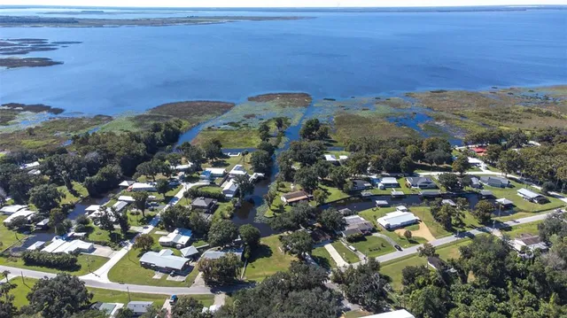 $449,000 | 623 Racoon Lane, Lorida, FL 33857