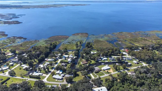 $449,000 | 623 Racoon Lane, Lorida, FL 33857