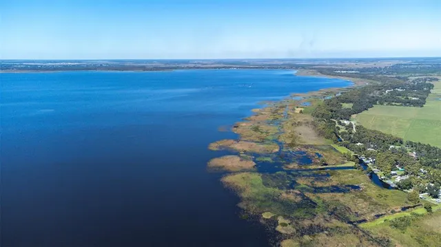 $449,000 | 623 Racoon Lane, Lorida, FL 33857