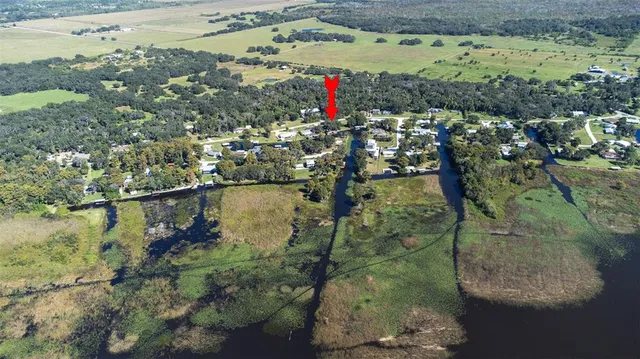 $449,000 | 623 Racoon Lane, Lorida, FL 33857