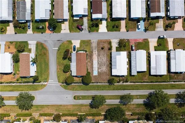 $123,000 | 7456 Southeast Independence Avenue, Hobe Sound, FL 33455