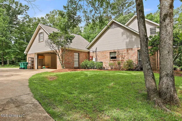 $434,900 | 1507 West Flowers Road, Terry, MS 39170