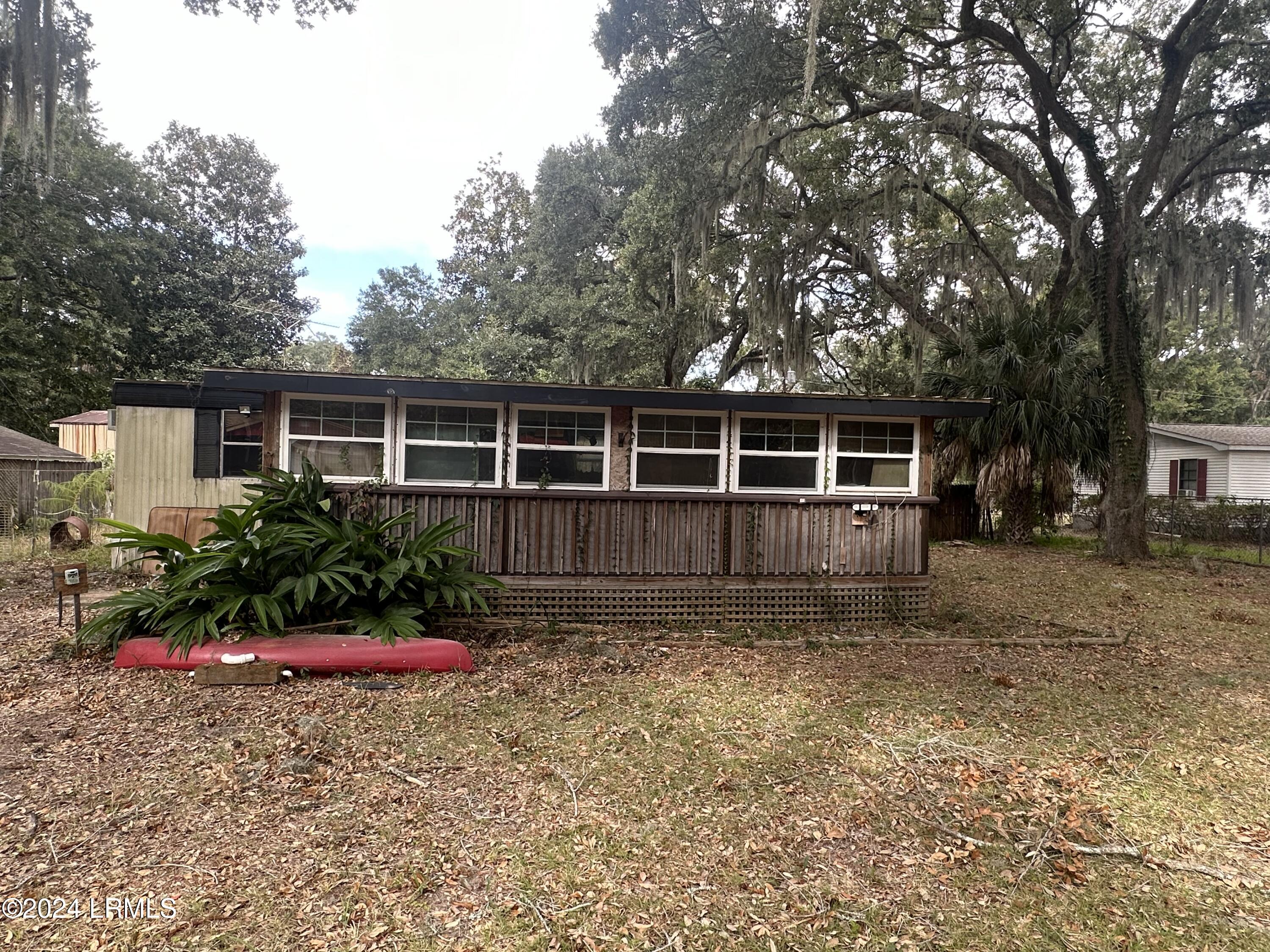 28 Mixon Road St. Helena Island, SC 29920 - Photo 1 of 1 IMG_4184