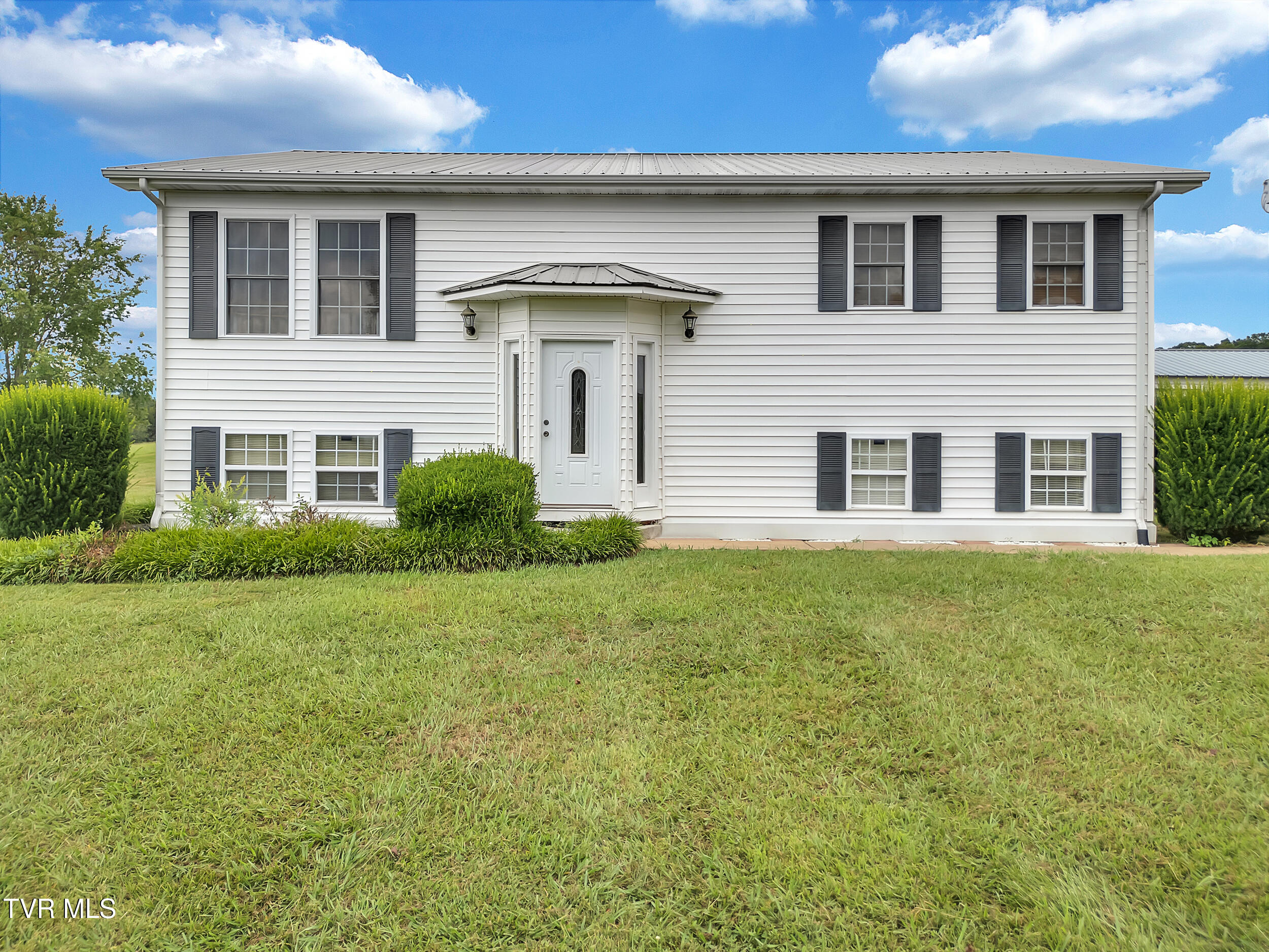 485 Sugar Bowl Road Chuckey, TN 37641 - Photo 4 of 36 5_05