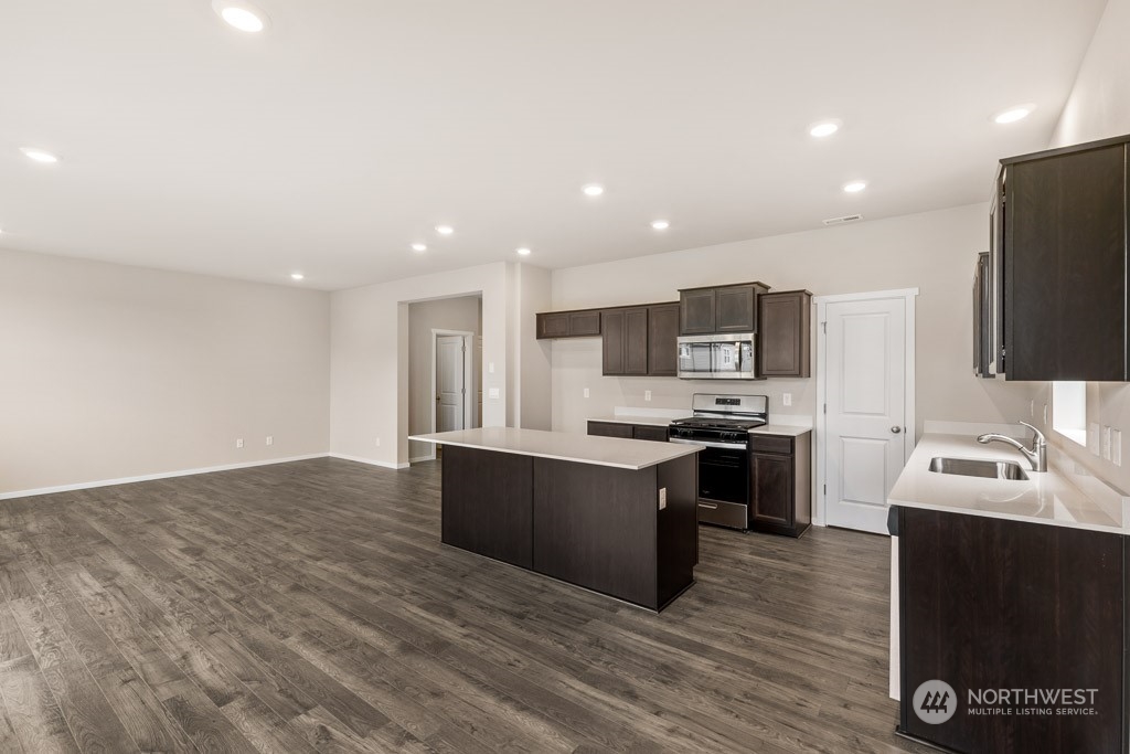 1241 Southwest Pendleton Way, Unit 171 Port Orchard, WA 98367 - Photo 11 of 26 Gallery Image 11
