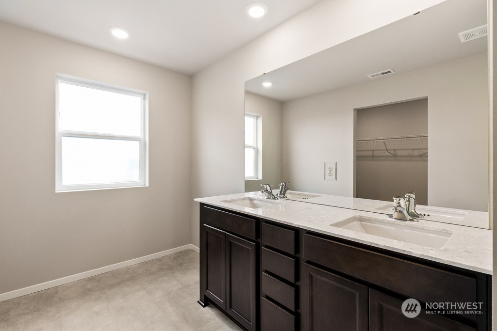 1241 Southwest Pendleton Way, Unit 171 Port Orchard, WA 98367 - Photo 21 of 26 Gallery Image 21