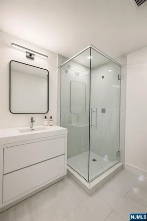 $3,299,000 | 46 Overlook Road, Alpine, NJ 07620