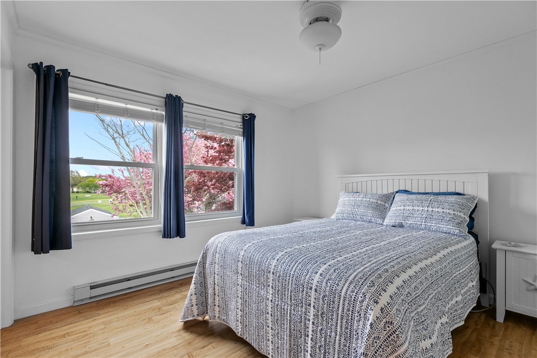 24 Aborn Street Newport, RI 02840 - Photo 15 of 33