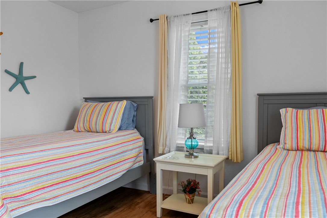 24 Aborn Street Newport, RI 02840 - Photo 19 of 33