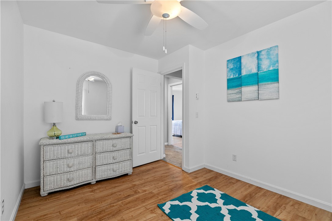 24 Aborn Street Newport, RI 02840 - Photo 23 of 33