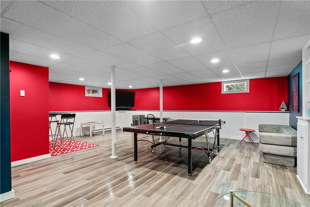 24 Aborn Street Newport, RI 02840 - Photo 24 of 33