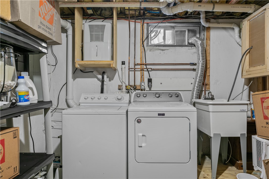 24 Aborn Street Newport, RI 02840 - Photo 29 of 33