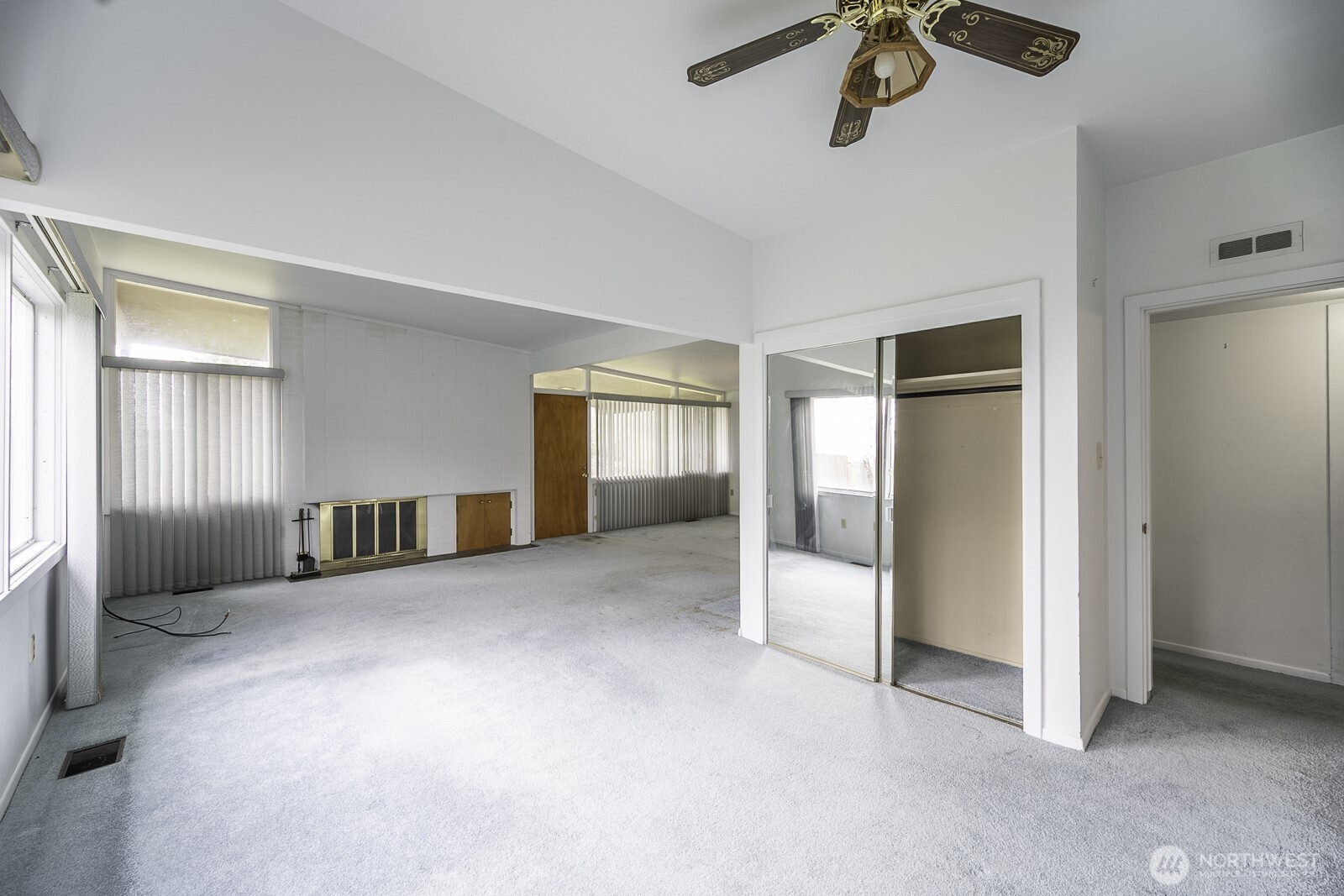 537 Fairchild Loop Moses Lake, WA 98837 - Photo 10 of 34 a view of empty room with windows