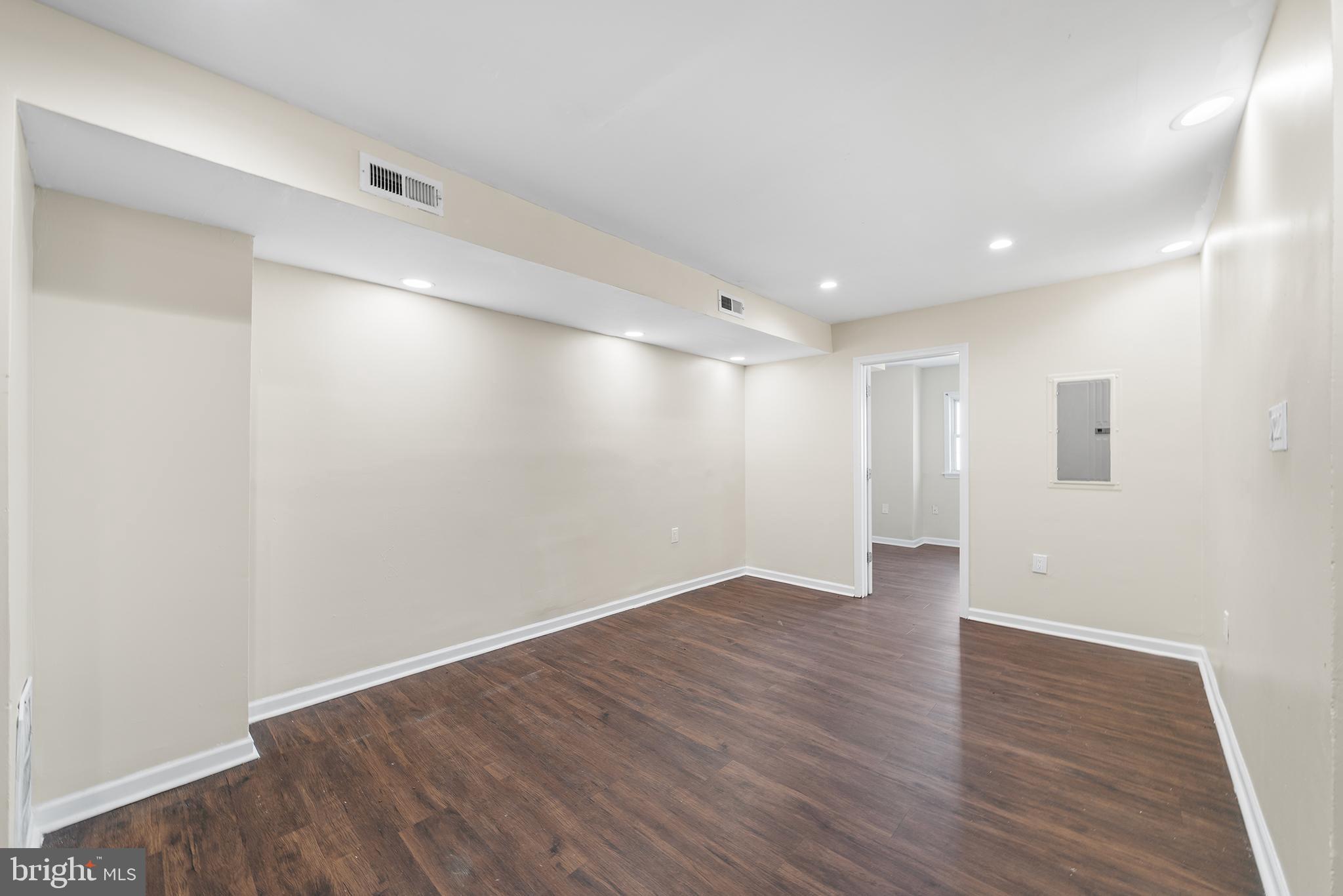 2003 South 7th Street, Unit 2 Philadelphia, PA 19148 - Photo 10 of 27