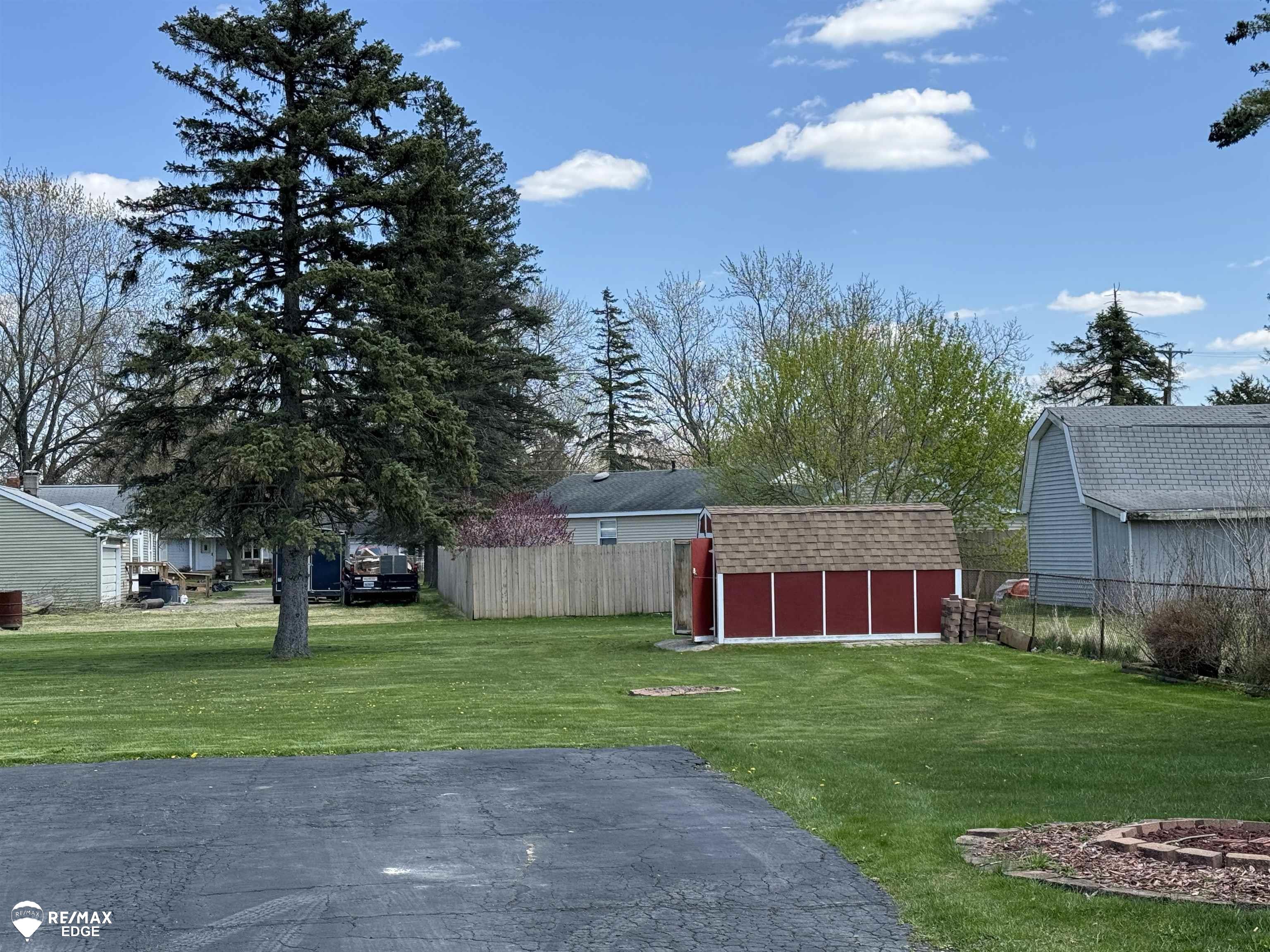 2139 South Vassar Road Davison, MI 48423 - Photo 9 of 11