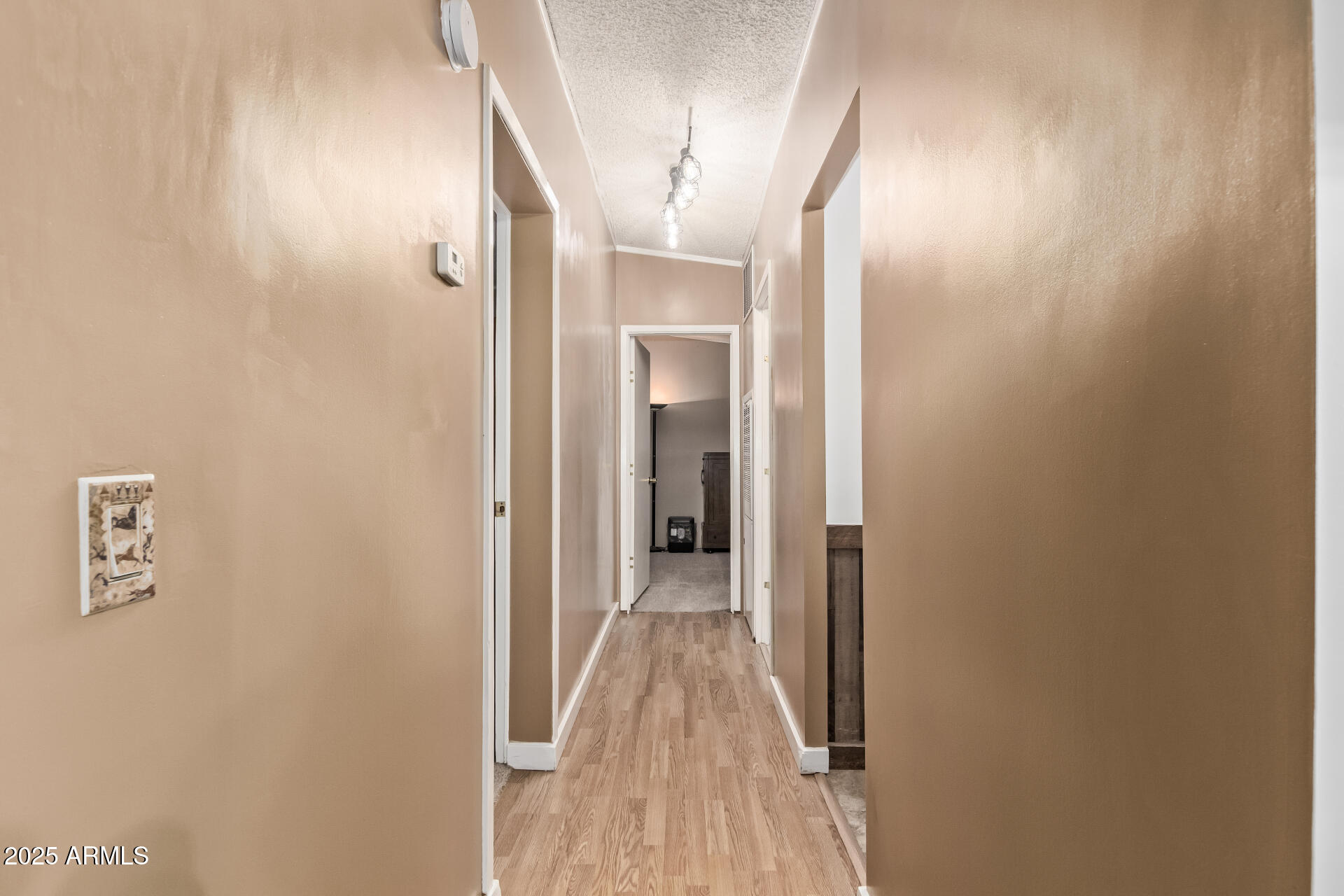 164 North Wickiup Road Apache Junction, AZ 85119 - Photo 25 of 62 a view of a hallway