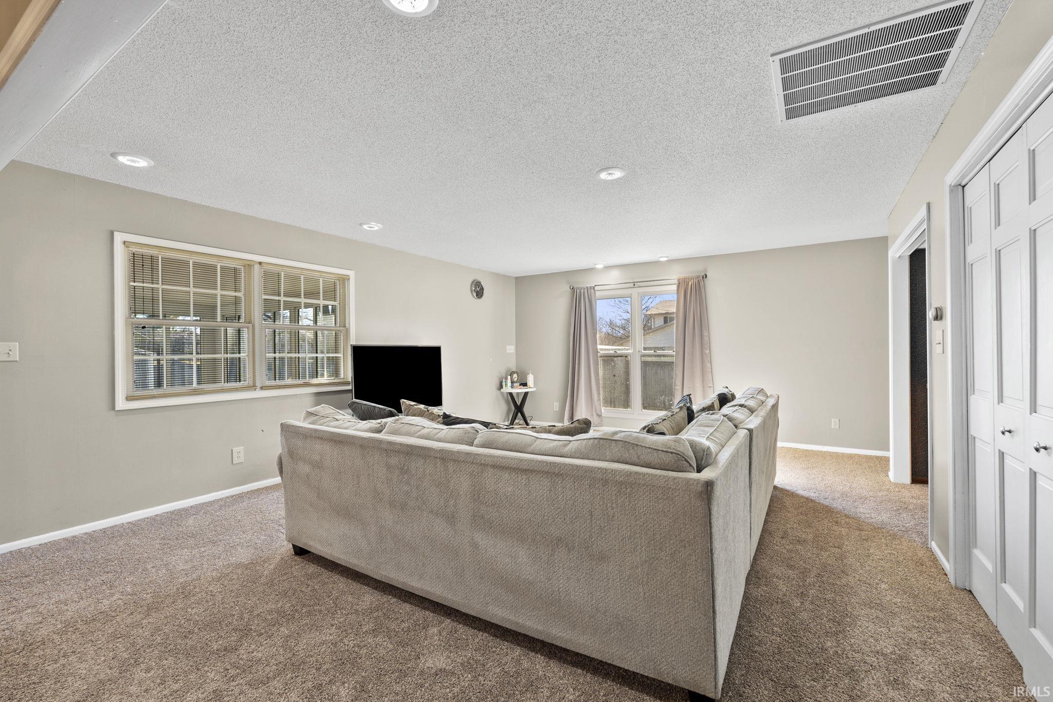 809 Flaxmill Road Huntington, IN 46750 - Photo 13 of 36 Gallery Image 13