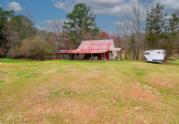 a view of an outdoor space and a yard