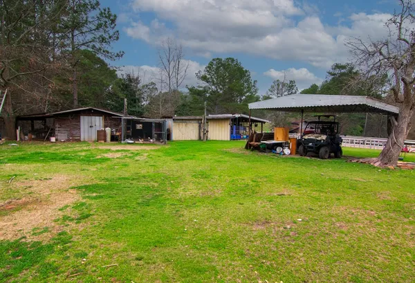 a view of outdoor space yard and patio