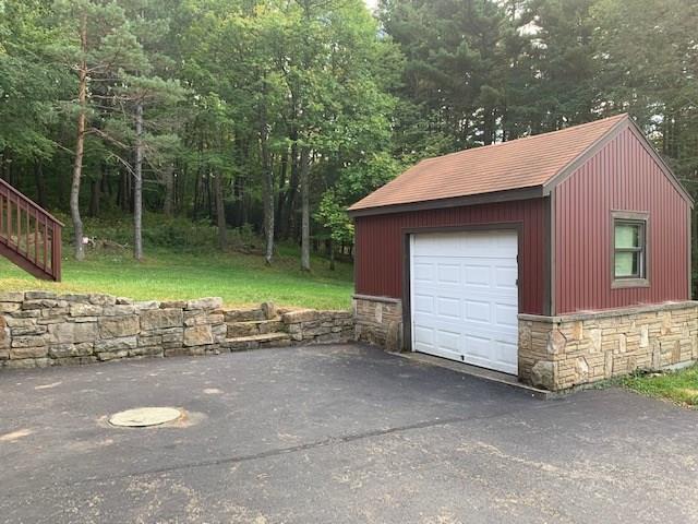 204 Mohawk Road Champion, PA 15622 - Photo 16 of 20