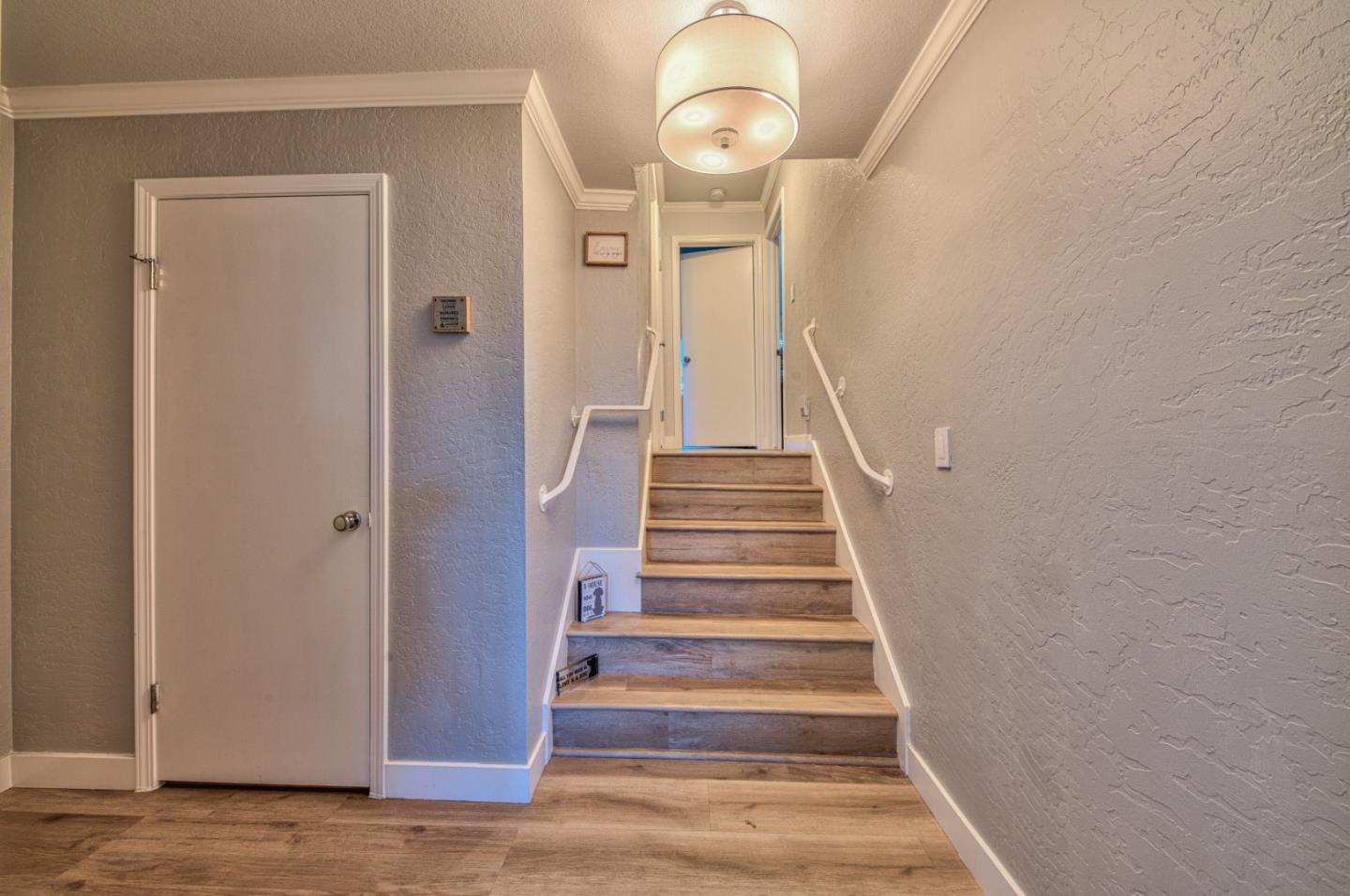 2224 Almaden Road, Unit A San Jose, CA 95125 - Photo 13 of 29 a view of entryway