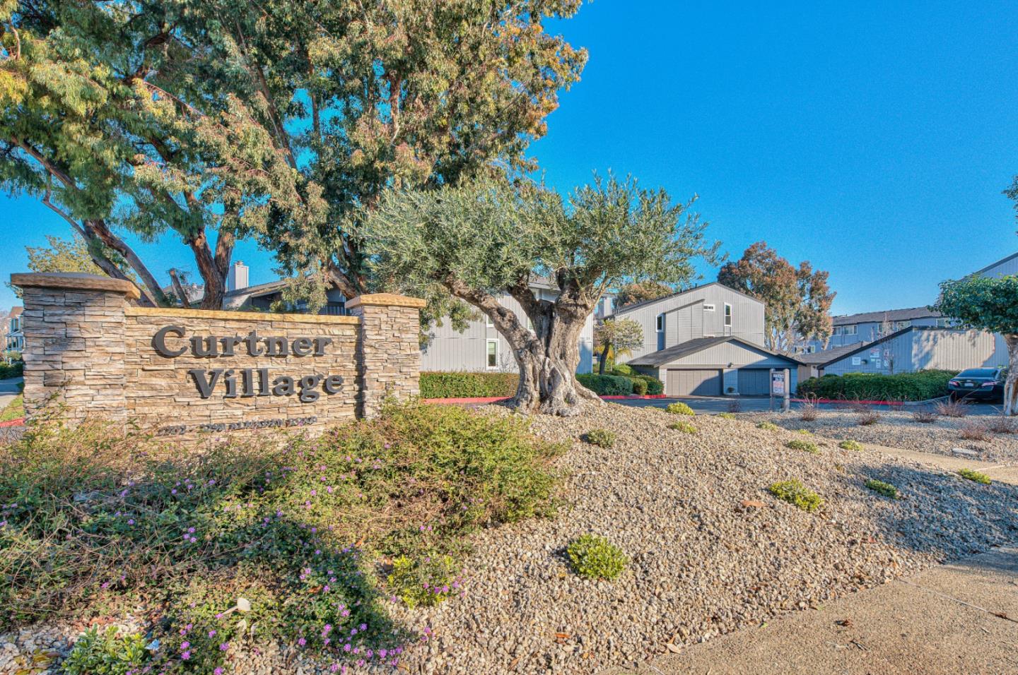 2224 Almaden Road, Unit A San Jose, CA 95125 - Photo 25 of 29 a sign board with parking space