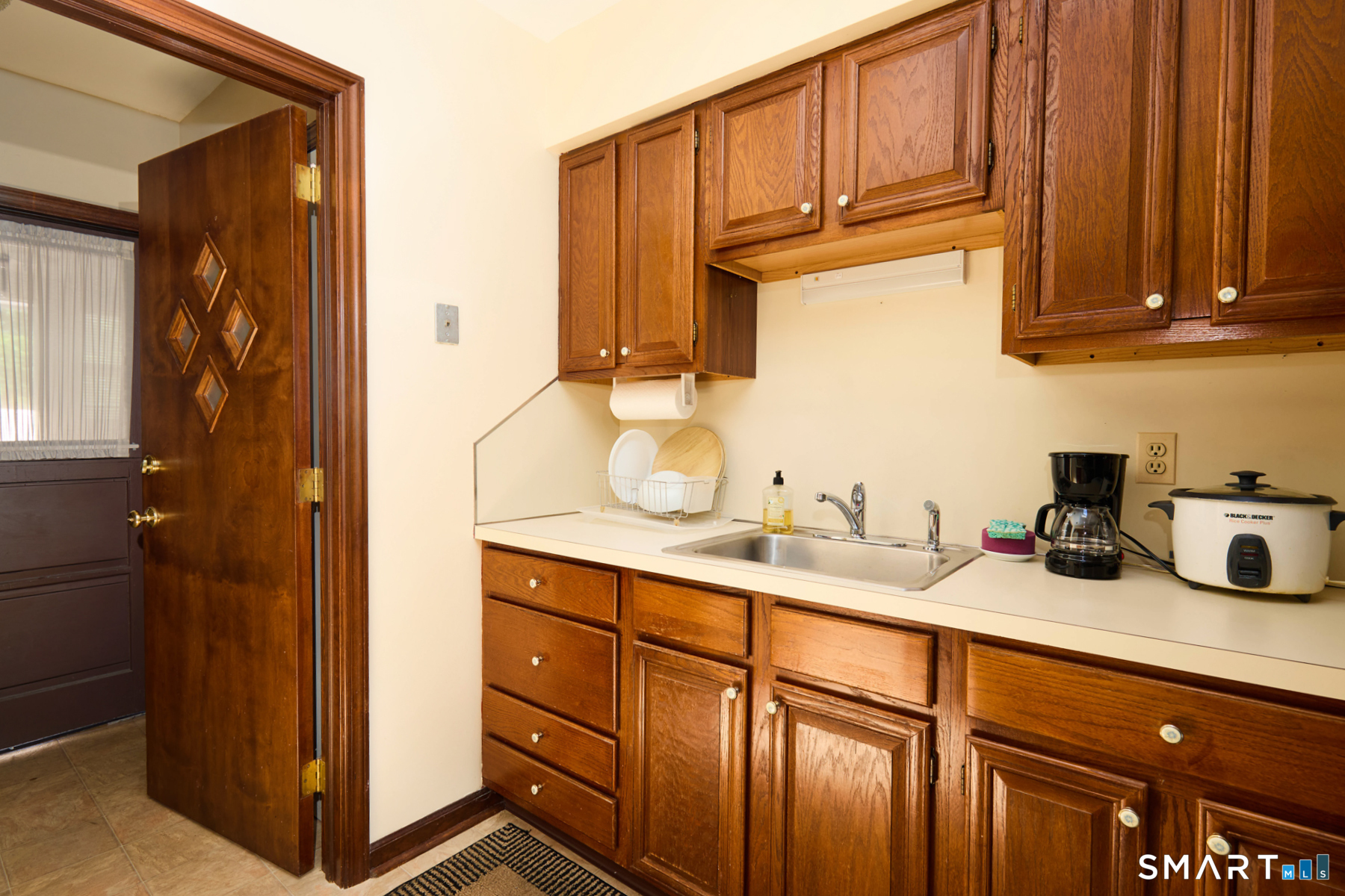 15 Harvester Road, Unit 2 Fairfield, CT 06825 - Photo 12 of 21