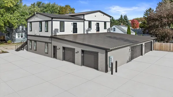 $269,900 | 308 Oak Street, Unit 201, Slinger, WI 53086
