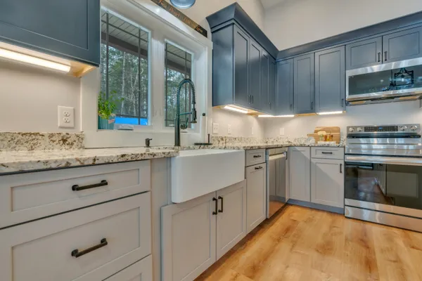 $1,500,000 | 15 Daylilly Lane, Limington, ME 04049