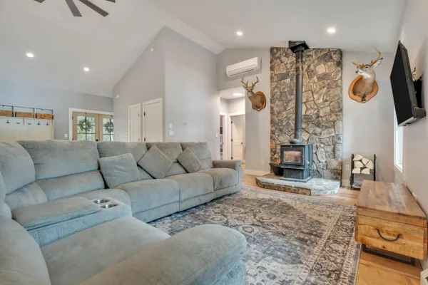 $1,500,000 | 15 Daylilly Lane, Limington, ME 04049