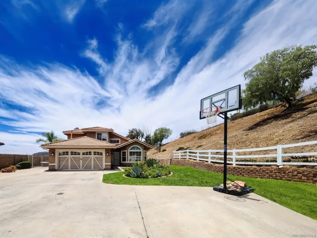 $975,000 | 9410 Brian Way, El Cajon, CA 92021