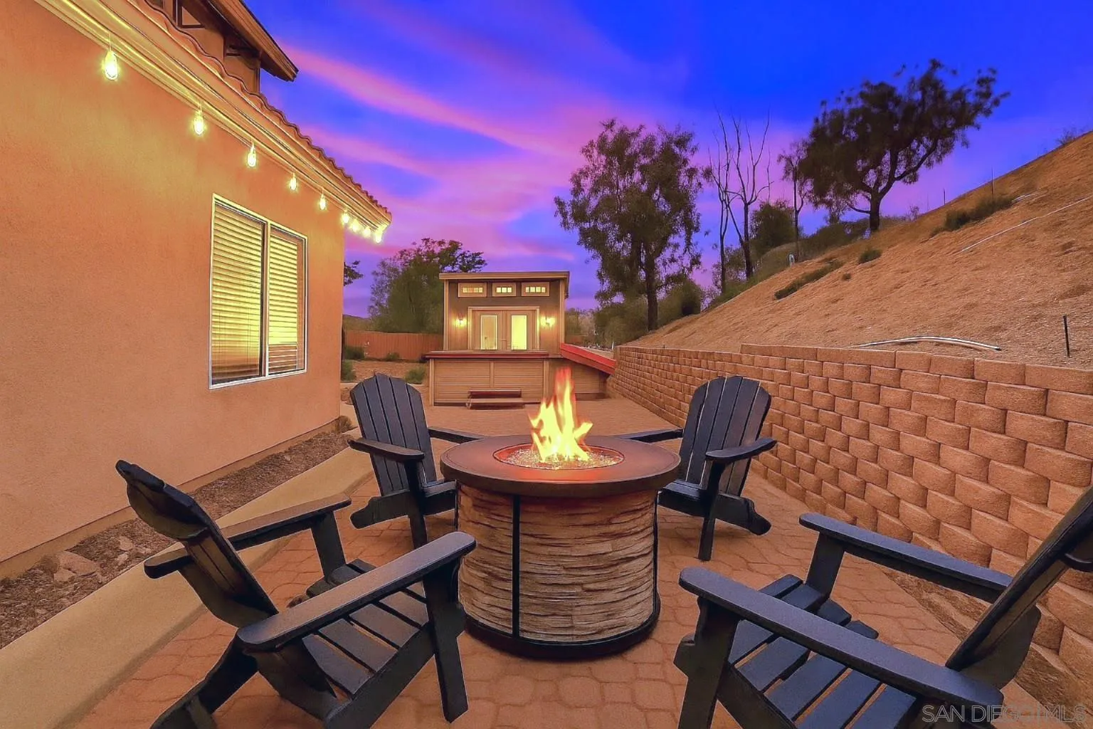 9410 Brian Way El Cajon, CA 92021 - Photo 5 of 49 a view of a chairs and table in patio
