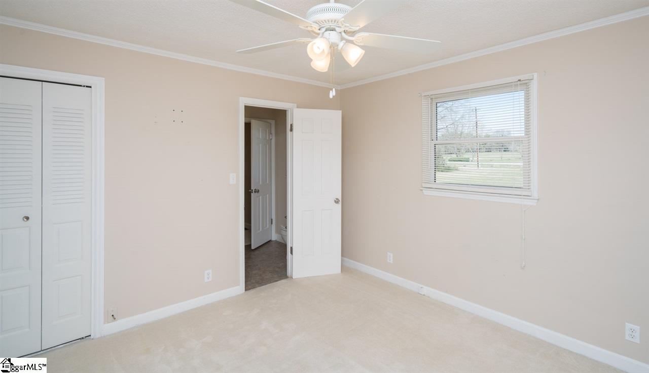 4121 New Cut Road Inman, SC 29349 - Photo 5 of 34