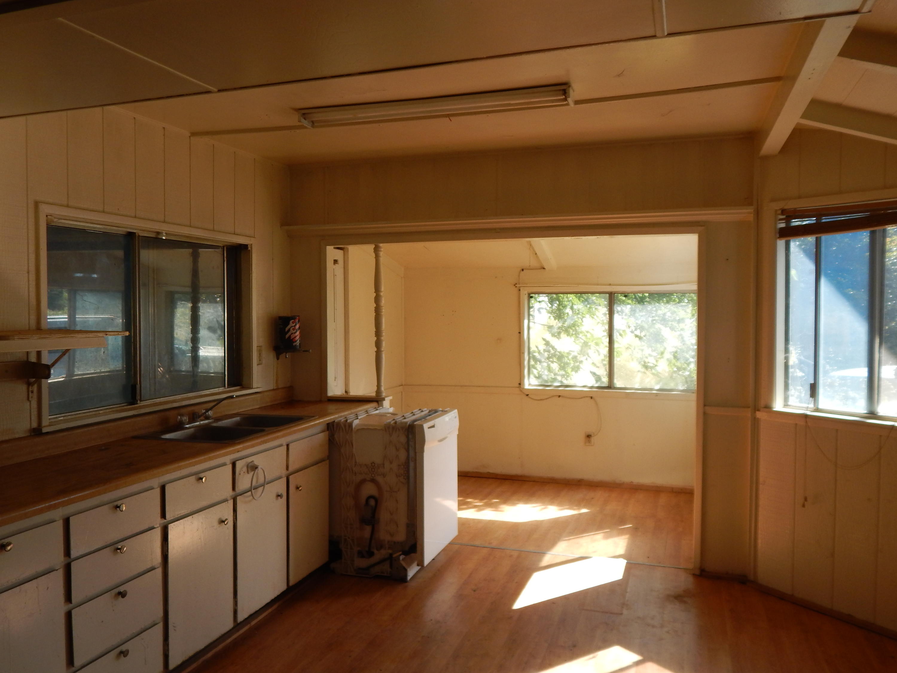 5263 Balls Ferry Road Anderson, CA 96007 - Photo 9 of 17 DSCN3557