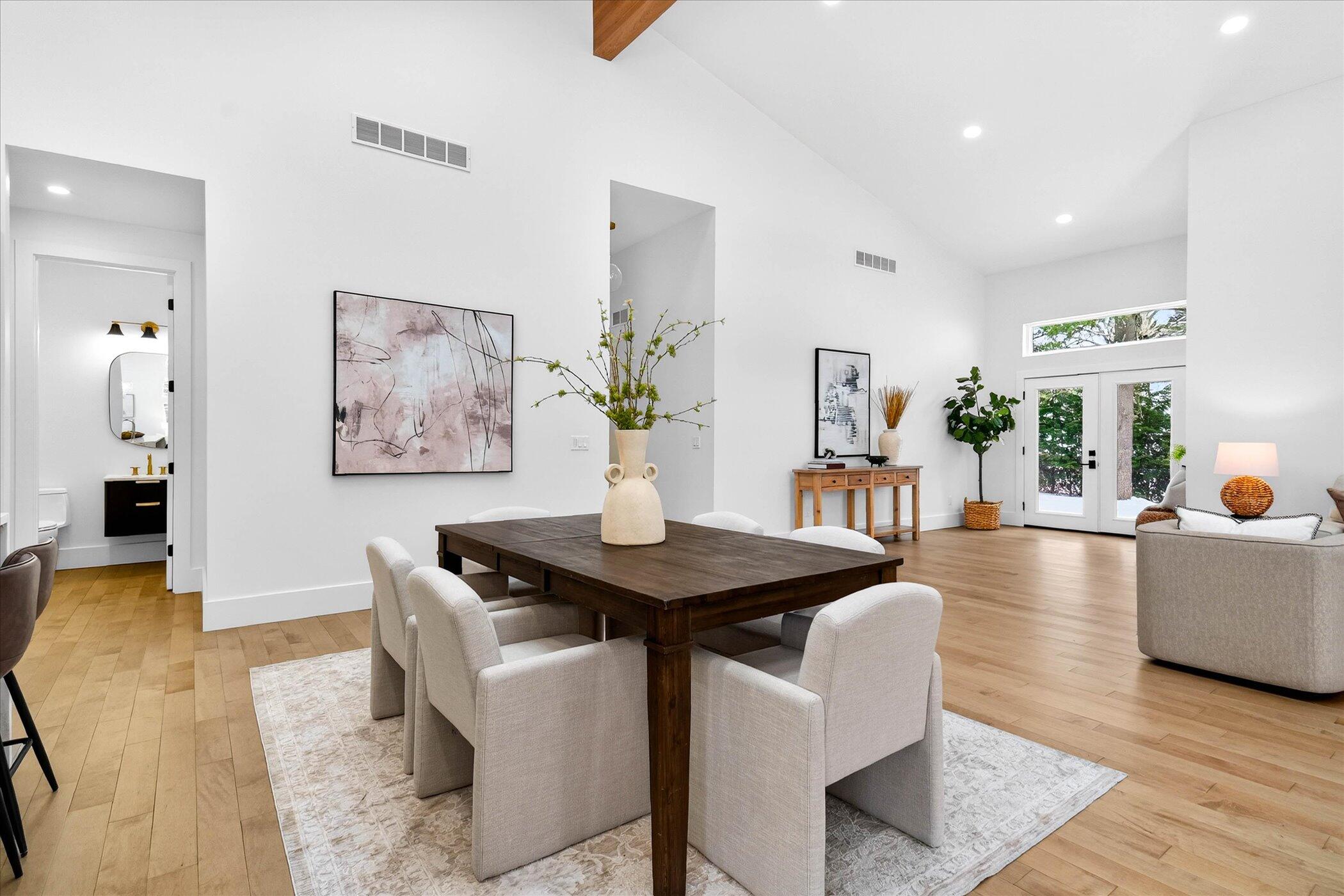 1410 Kearney Road Ann Arbor, MI 48104 - Photo 33 of 80 024-1410-Kearney-Rd-WindowStill-15