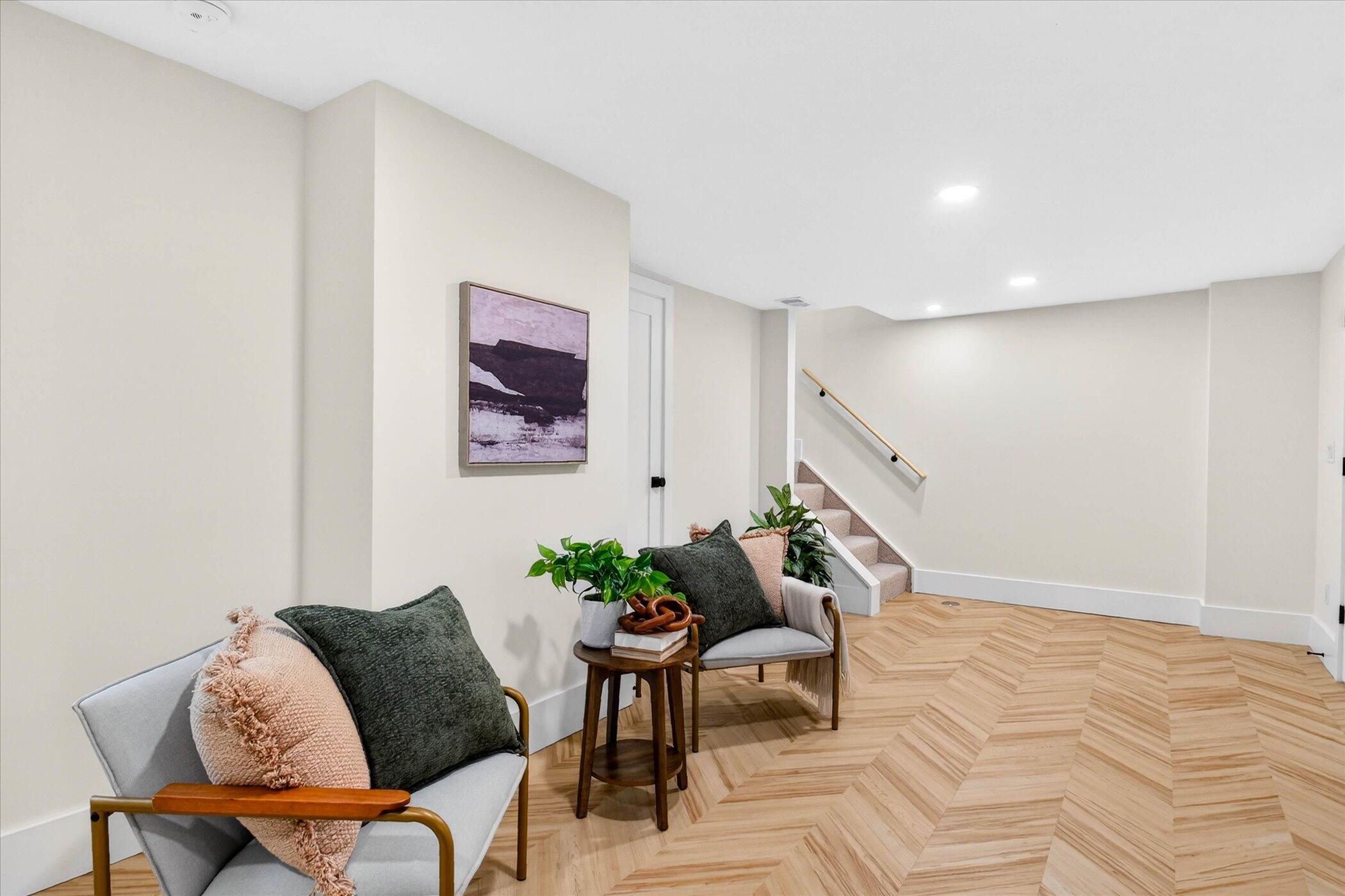 1410 Kearney Road Ann Arbor, MI 48104 - Photo 67 of 80 054-1410-Kearney-Rd-WindowStill-45