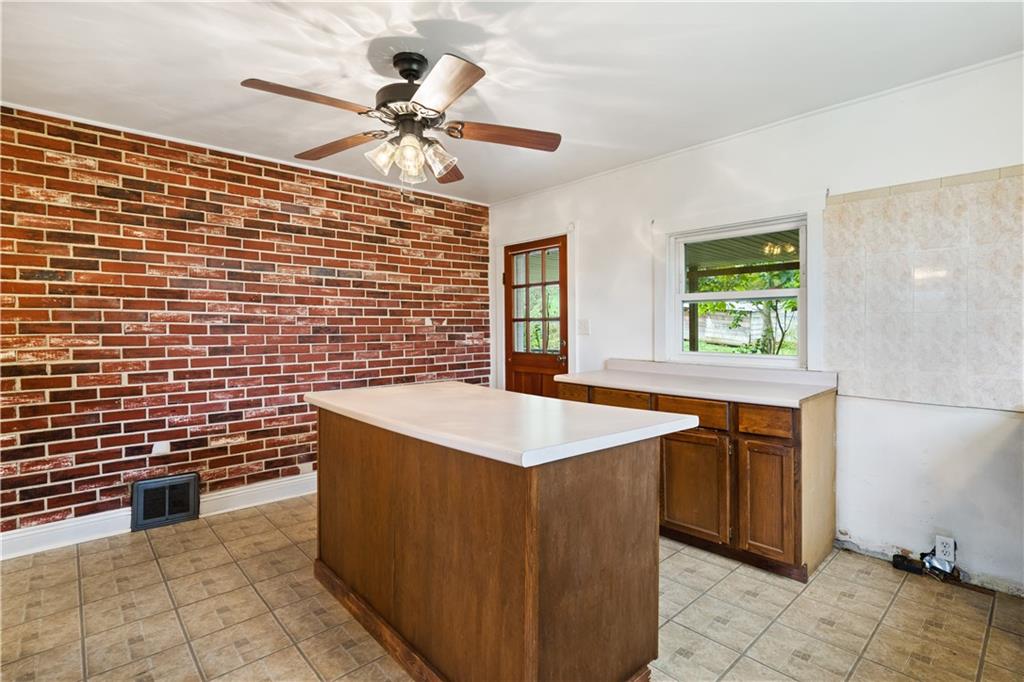 611 Pittsburg Pike Ruffs Dale, PA 15679 - Photo 7 of 20
