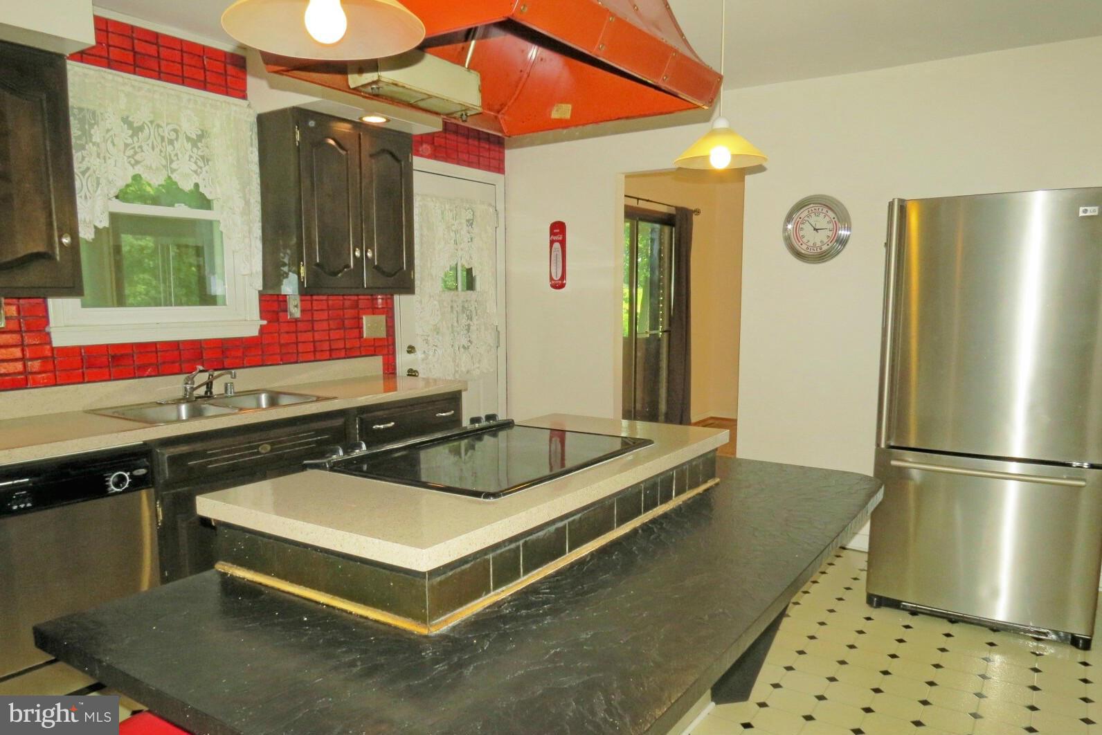5401 Cabbage Spring Road Mount Airy, MD 21771 - Photo 11 of 30 Kitchen opens to Dining Room